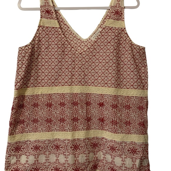 Velvet by Graham & Spencer White Top with Red Embroidery - Picture 1 of 3